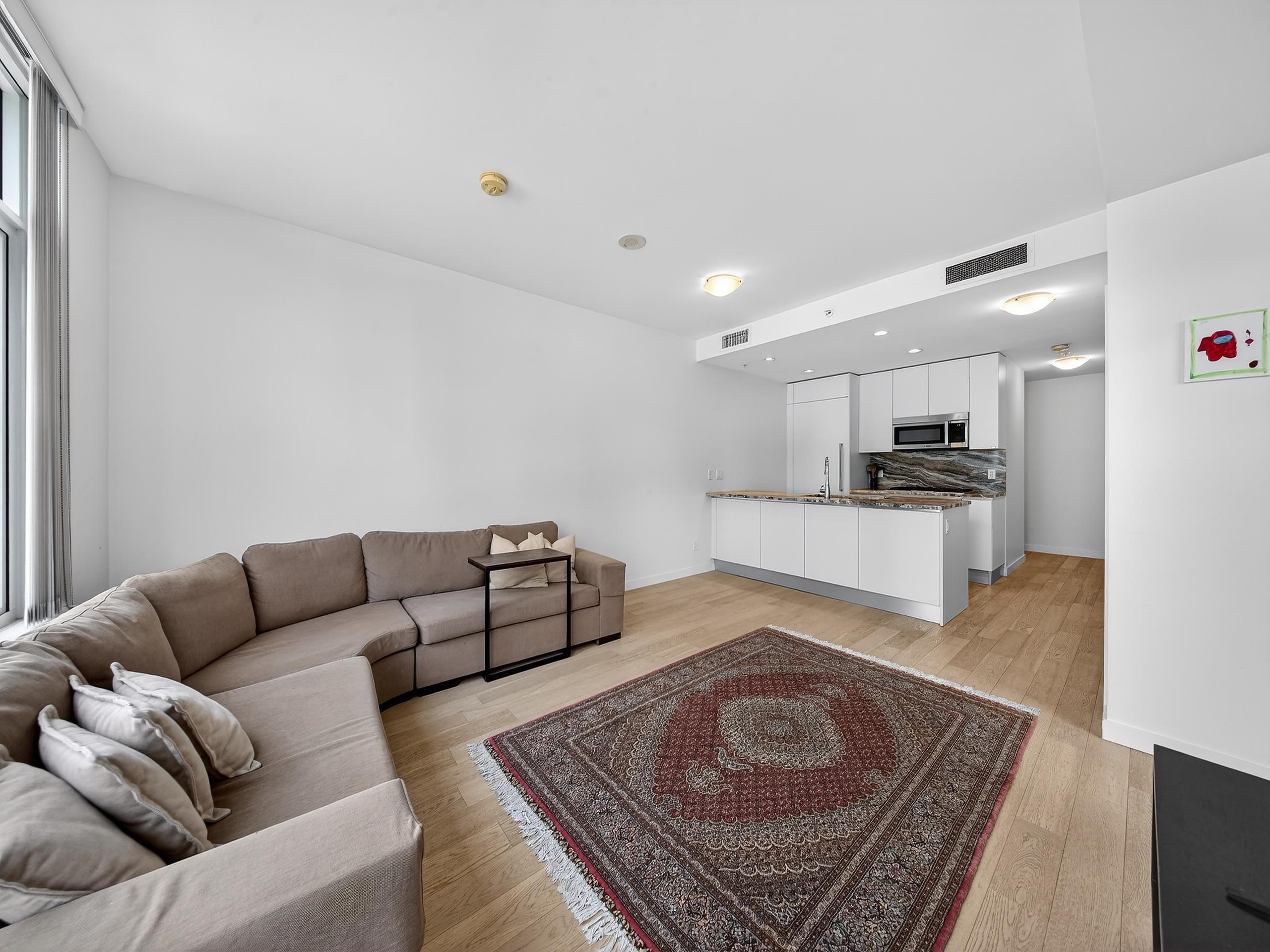 2565 Maple Street 301