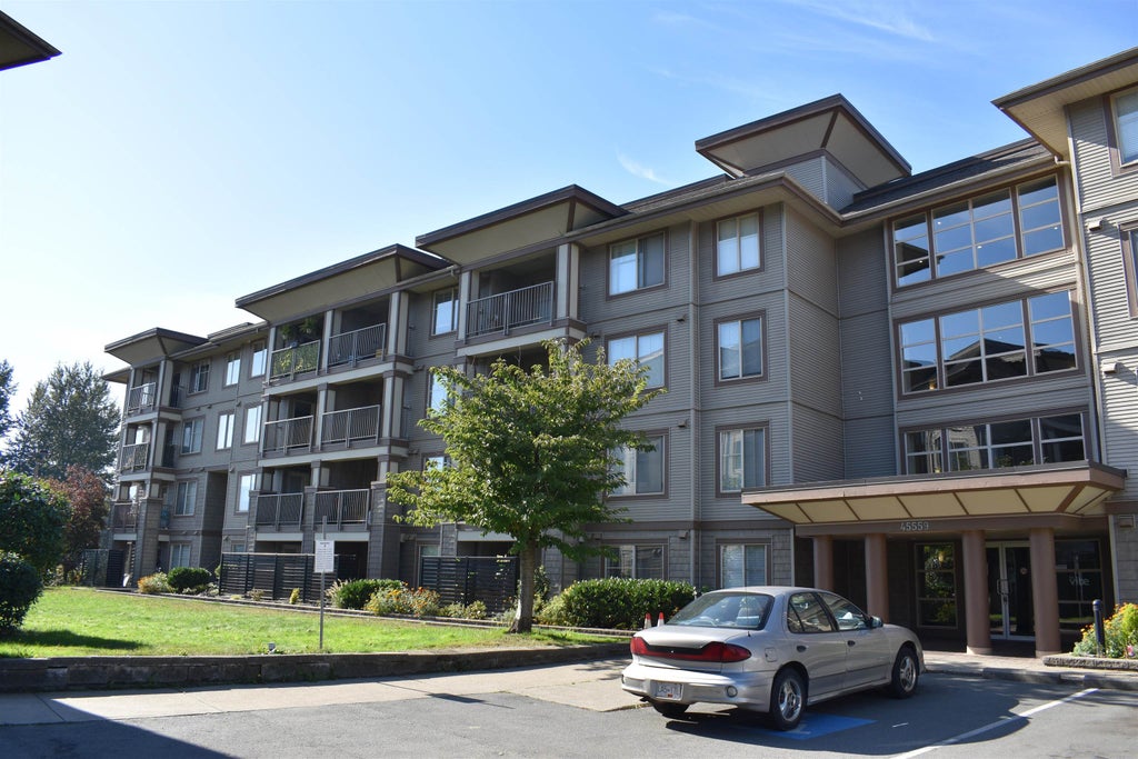Photo of 45559 Yale Road #402, Chilliwack, BC V2P 0B1 (MLS # R3171294)