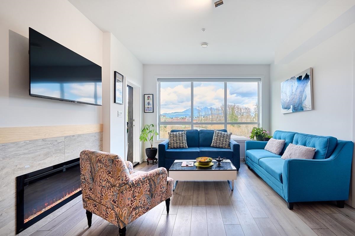 11641 227 Street 317