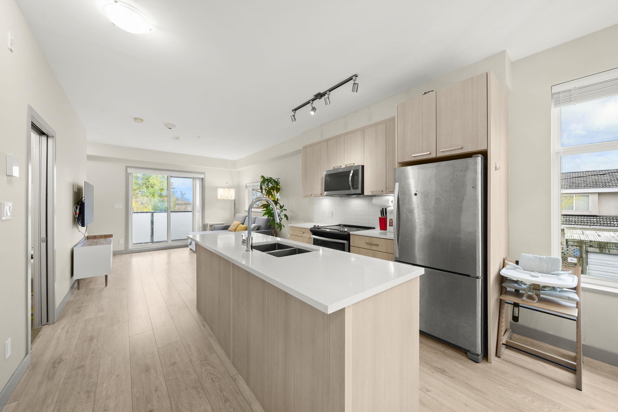 7001 Royal Oak Avenue 216