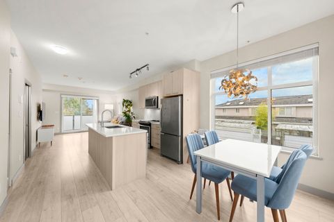 7001 Royal Oak Avenue 216 Burnaby BC V5J 0H2