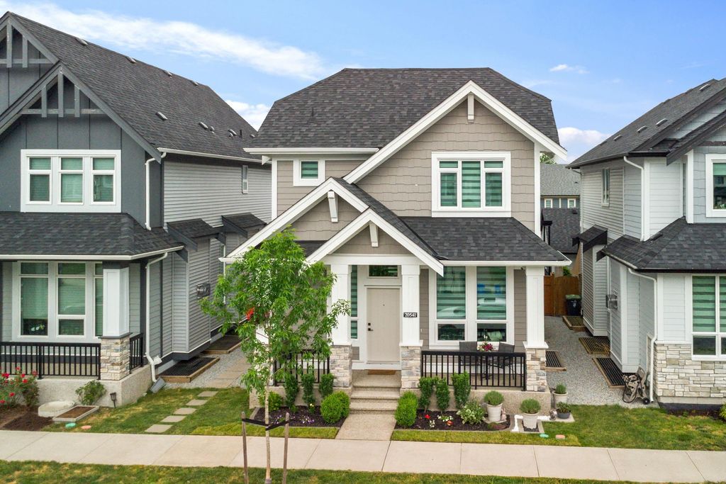 Photo of 20541 77b Avenue, Langley, BC V2Y 1X3 (MLS # R3124729)