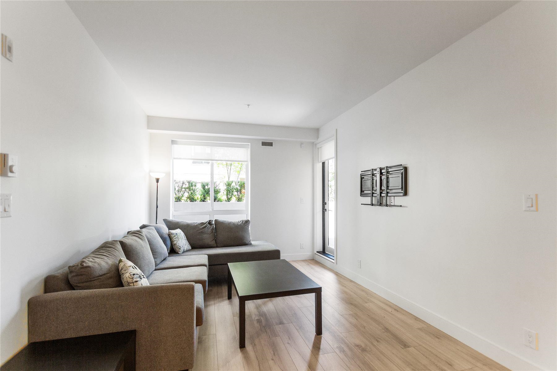 3131 Murray Street 202