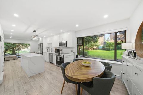 4328 Garden Grove Drive Burnaby BC V5G 4G6