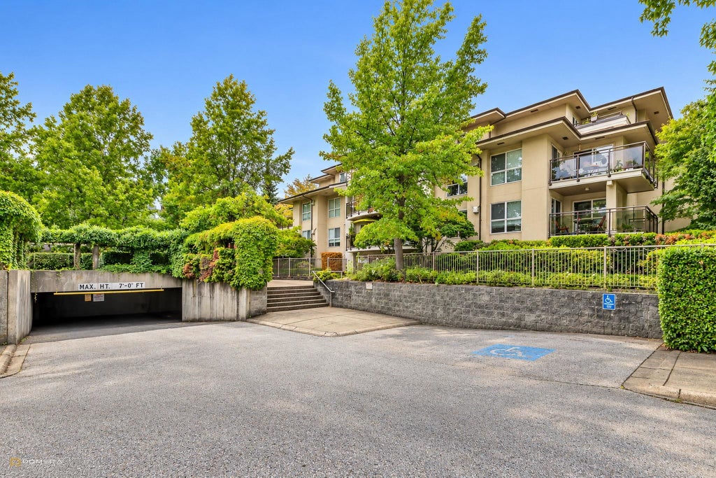 Photo of 7505 138 Street #113, Surrey, BC V3W 0W6 (MLS # R3171935)
