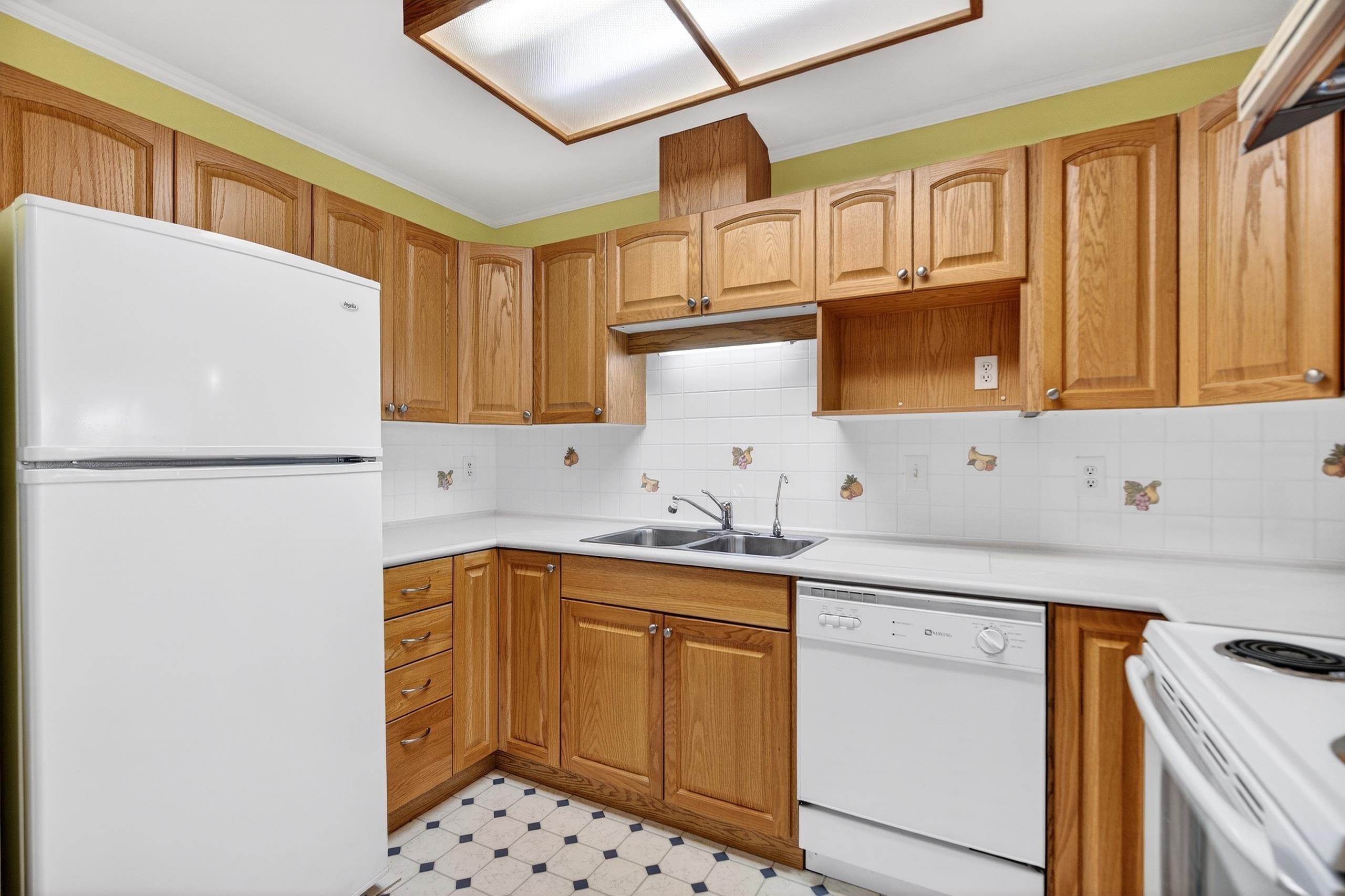 23580 Dewdney Trunk Road 39