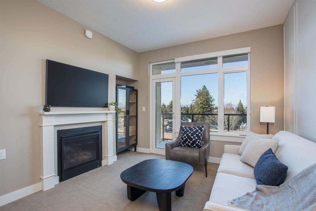 listing image 1101497817388278714