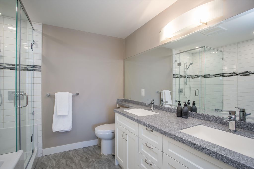 listing image 1100715688143977721
