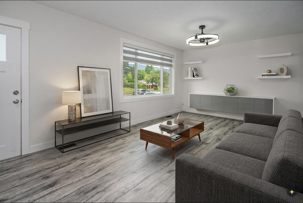 Photo of 8762 Bellevue Drive, Chilliwack, BC V2P 3W7 (MLS # R3145077)