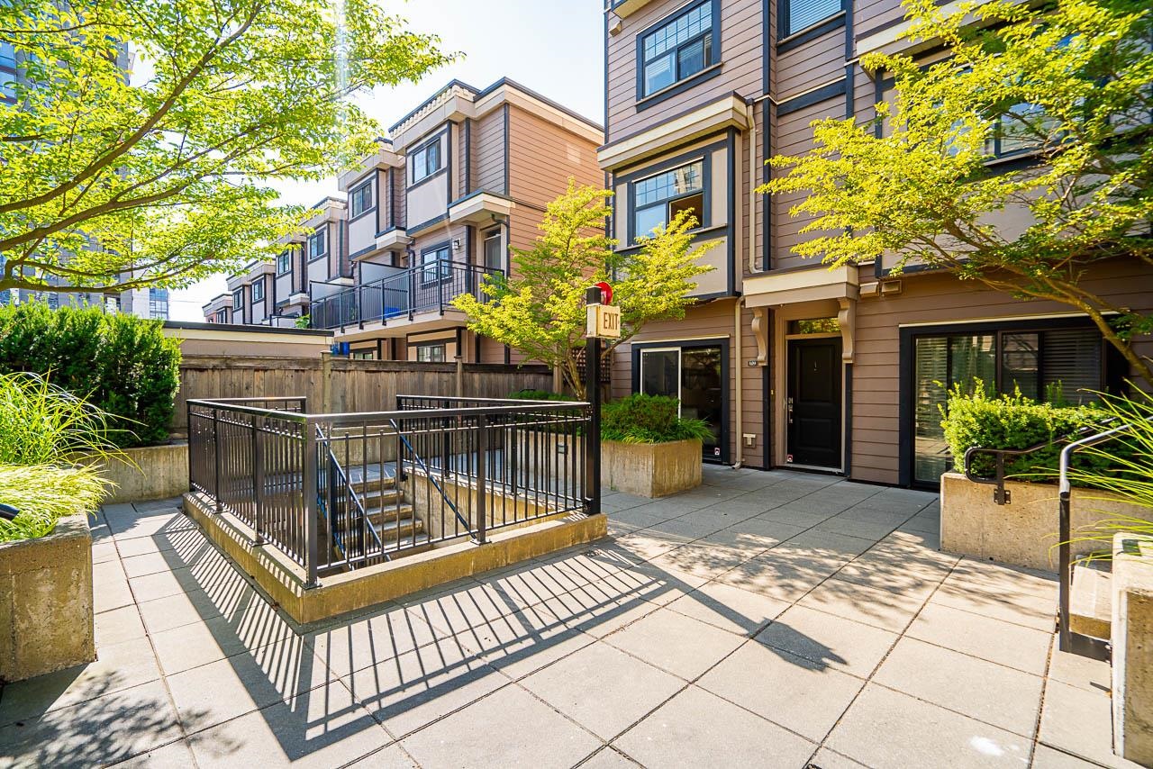 828 Royal Avenue 109