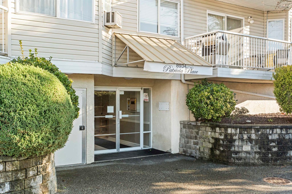 Photo of 8934 Mary Street #105, Chilliwack, BC V2P 4J3 (MLS # R3155715)