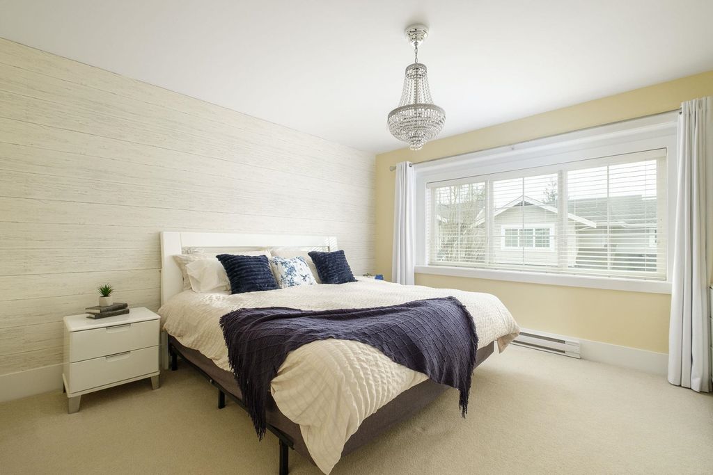listing image 1102538582960514723