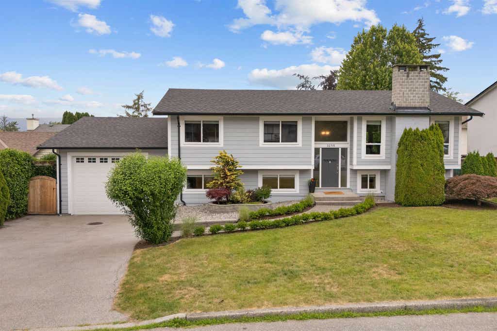 Photo of 22715 124 Avenue, Maple Ridge, BC V2X 4K2 (MLS # R3140713)