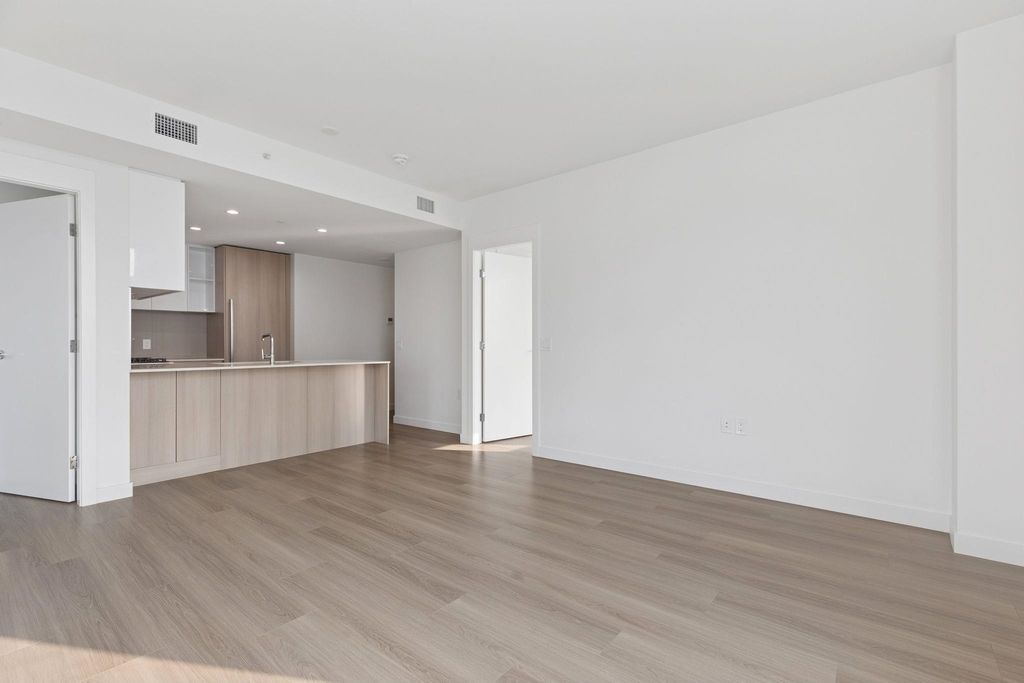 listing image 1107210477289964563