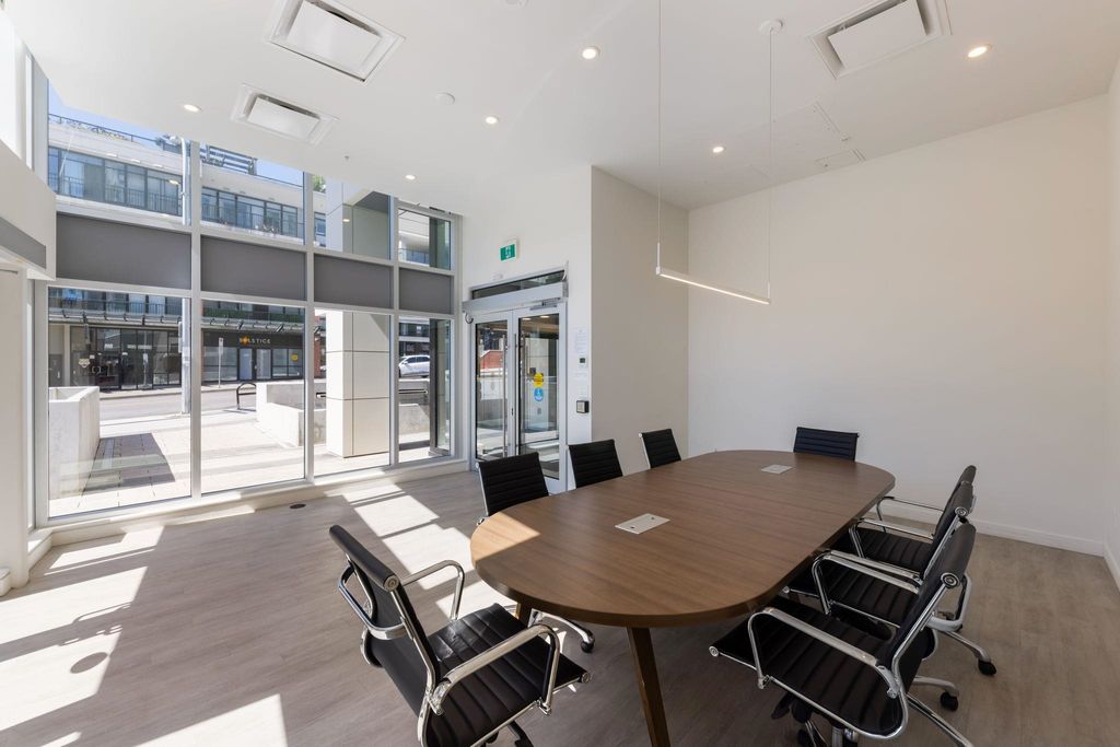 listing image 1106417252210610185