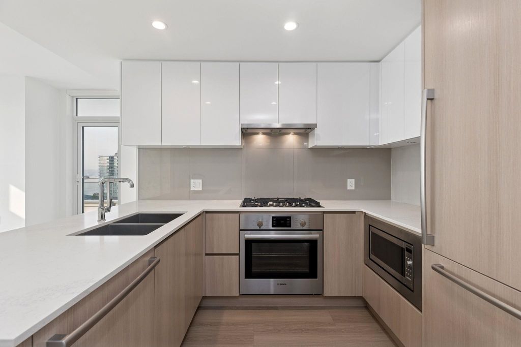 listing image 1109457683009114383