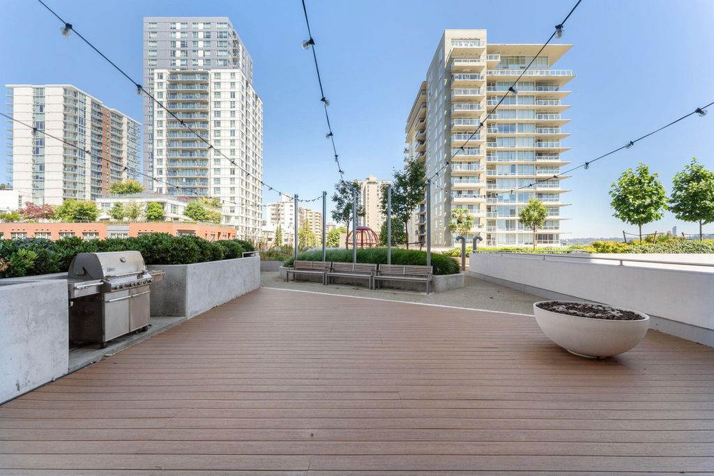 listing image 1102121034287915230