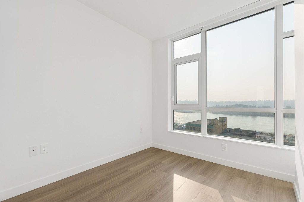 listing image 1103540005126910930