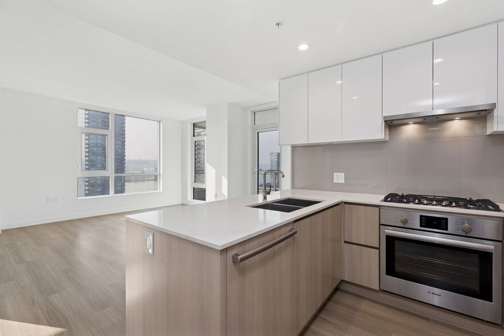 listing image 1107256317472526449