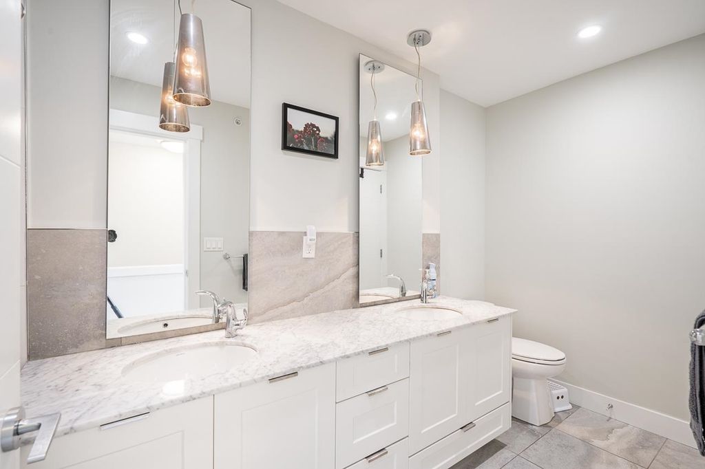 listing image 1108329066985393174