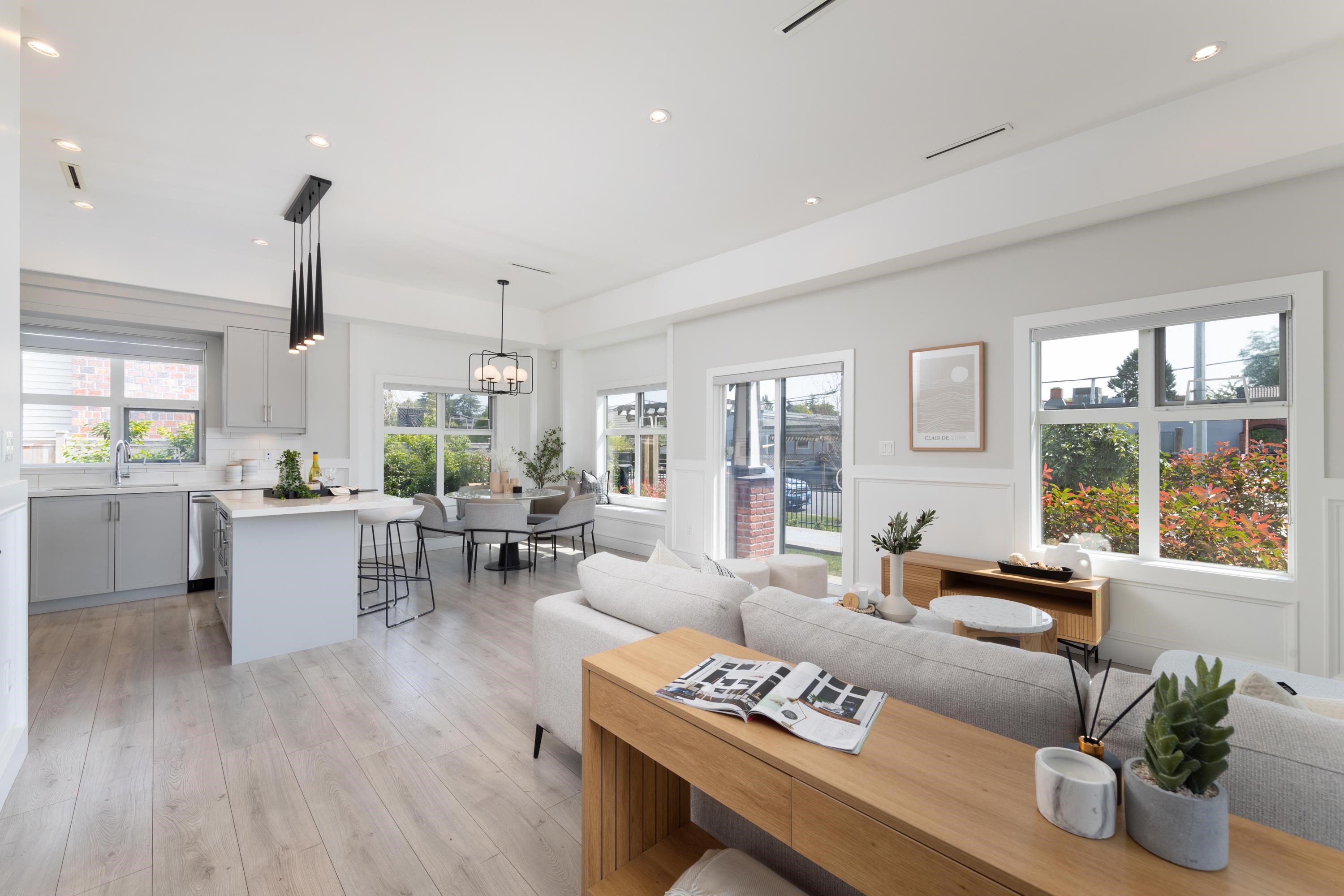 9899 Steveston Highway 5