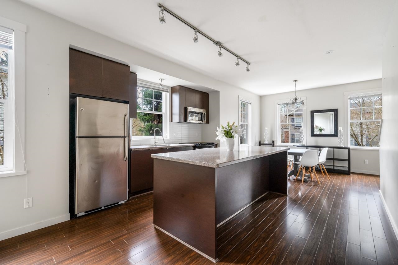 102 Fraser Street 32