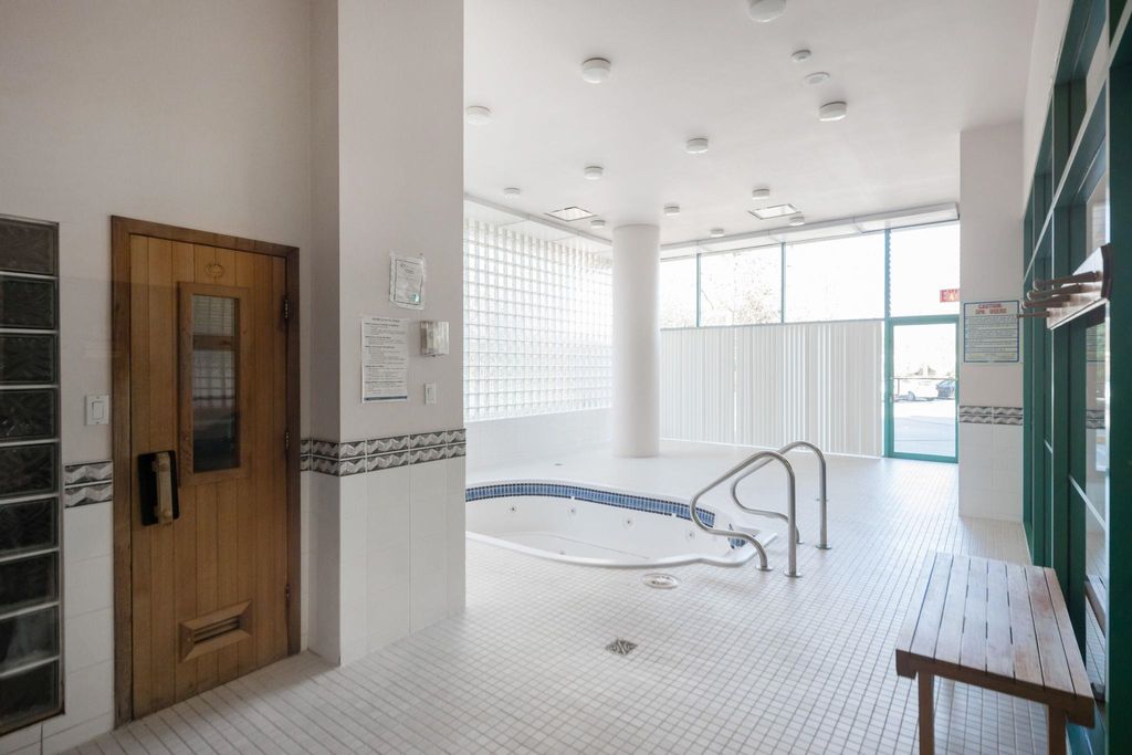listing image 1107193927363935662
