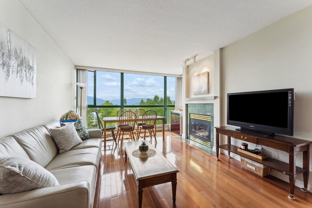 listing image 1109008056935653141