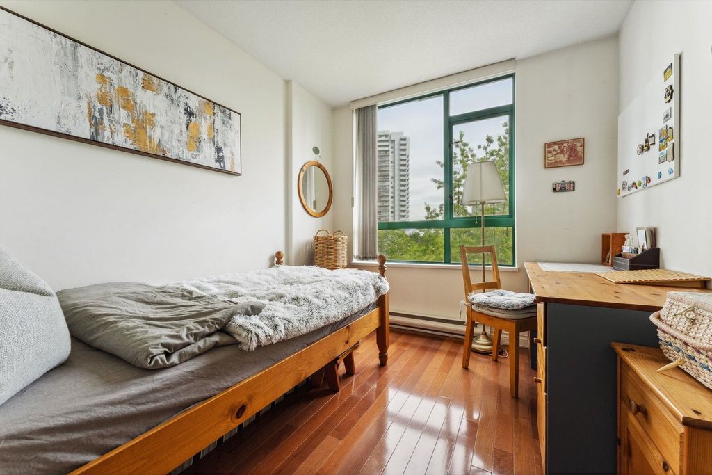 listing image 1108946978808706232