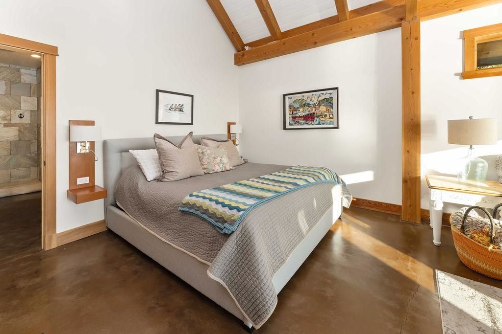 listing image 1101075867741732392