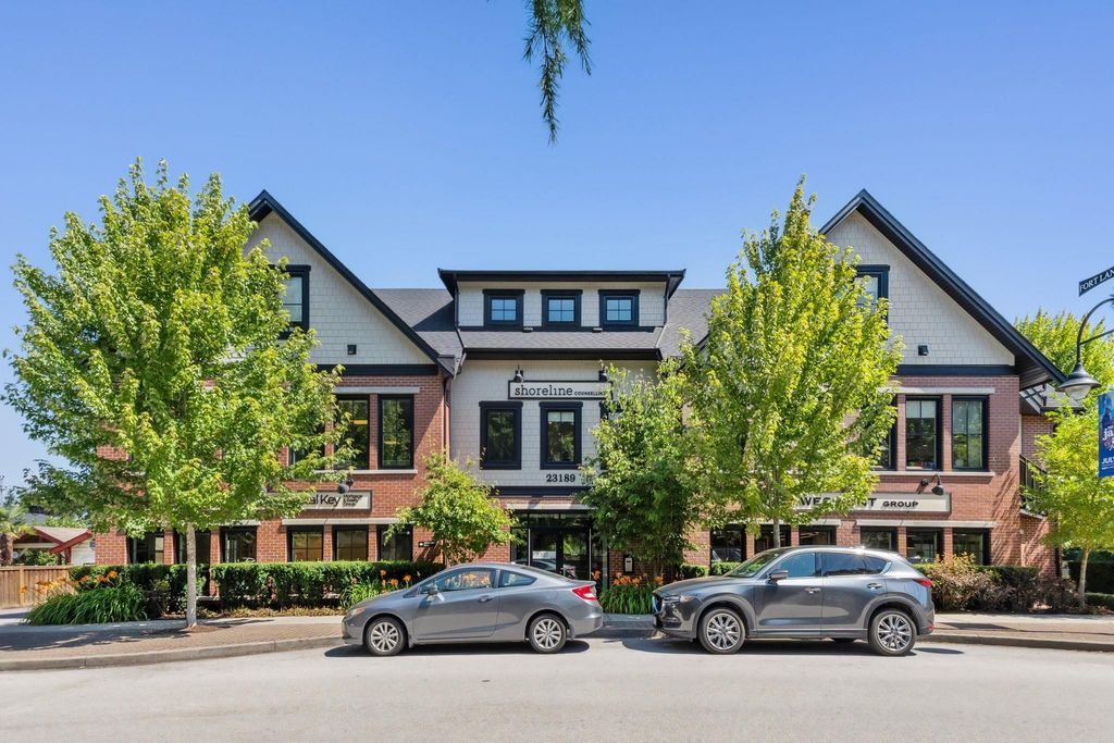 Photo of 23189 Francis Avenue #206, Langley, BC V1M 0G4 (MLS # R3142743)