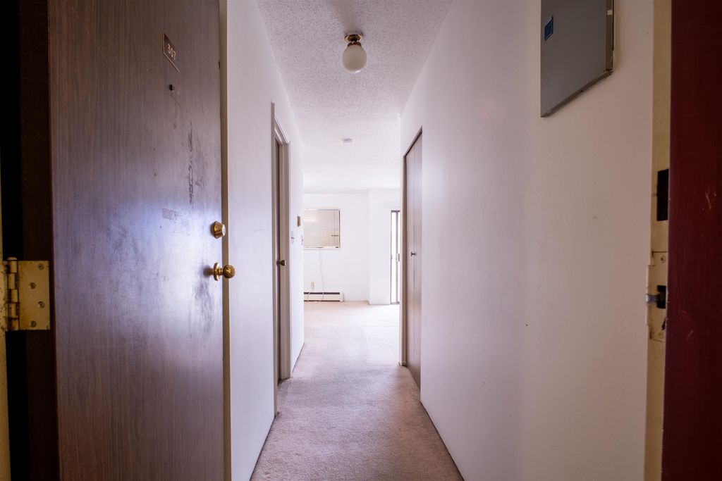 Photo of 45749 Spadina Avenue #307, Chilliwack, BC V2P 1T5 (MLS # R3114875)