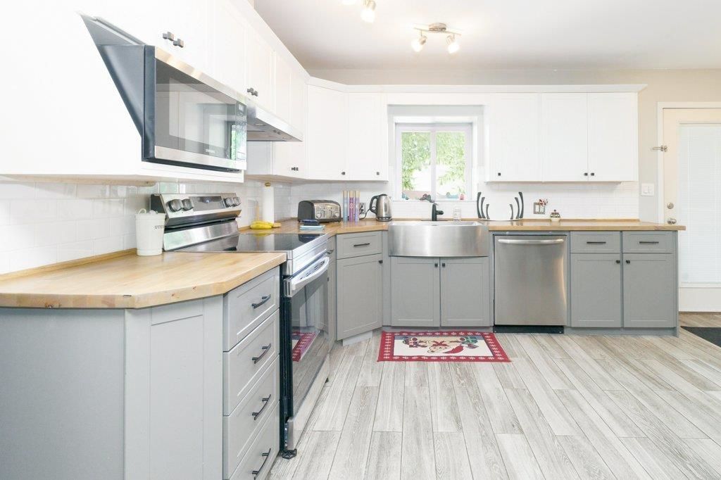 Photo of 12060 208 Street, Maple Ridge, BC V2X 4W8 (MLS # R3080243)