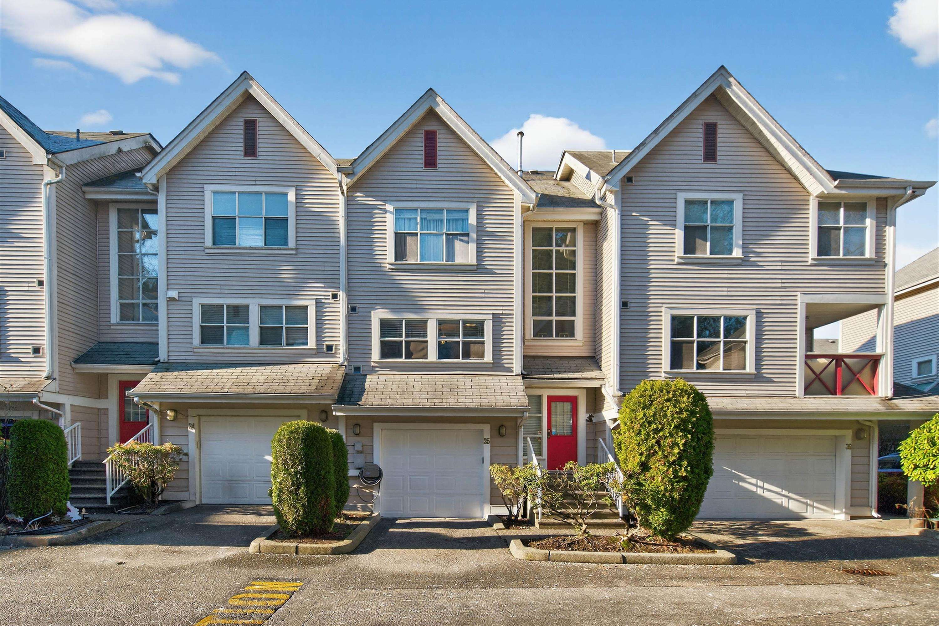 2450 Hawthorne Avenue 35