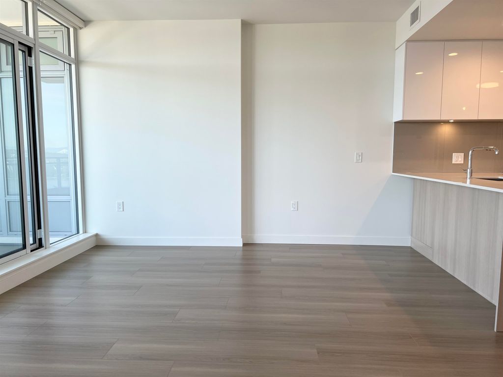 listing image 1105452936490512226