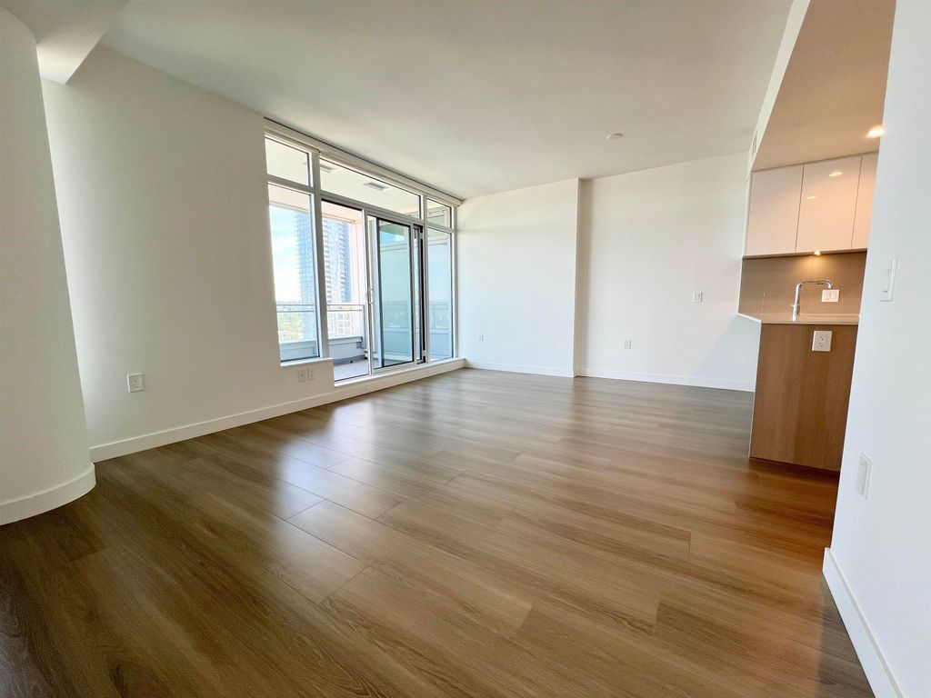 listing image 1108450802178494559