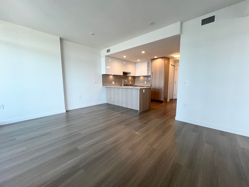 listing image 1101665494778920588