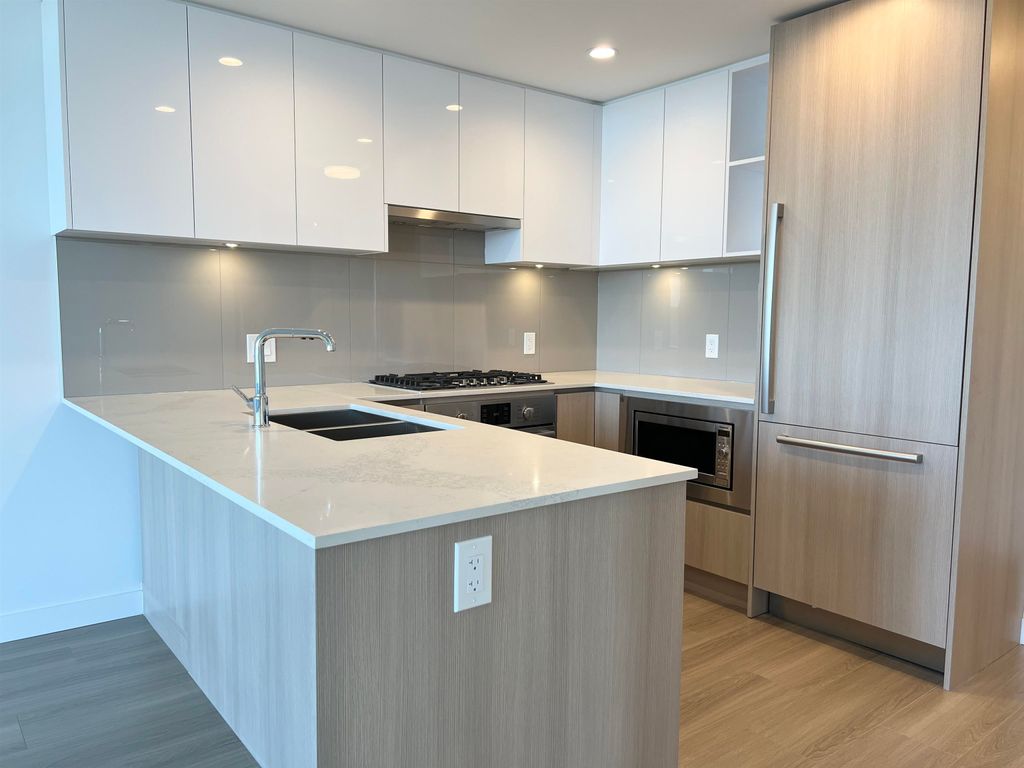 listing image 1105102666562291917