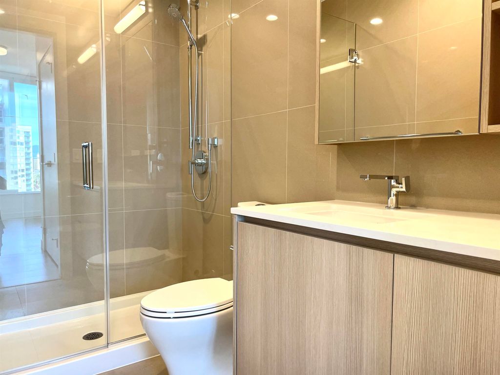 listing image 1102579547173206484
