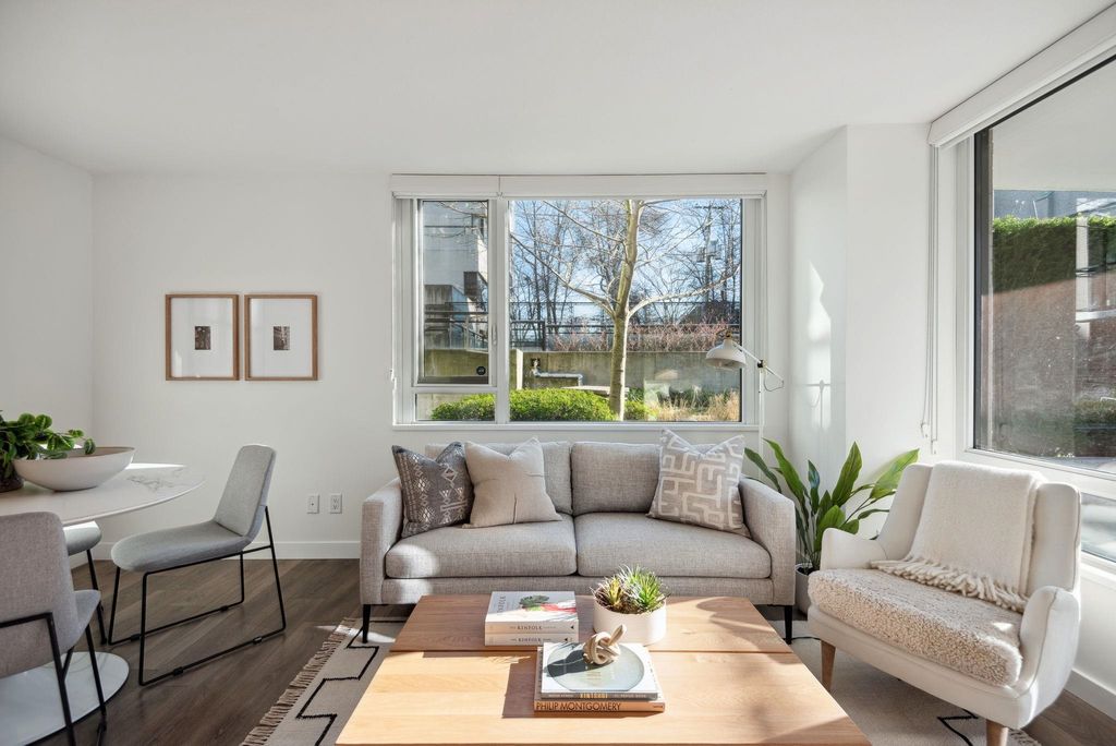 listing image 1105643865777445308