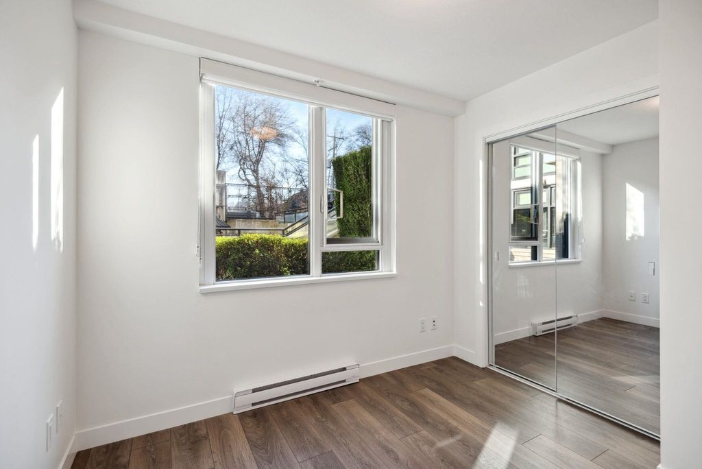 listing image 1107906294077709186