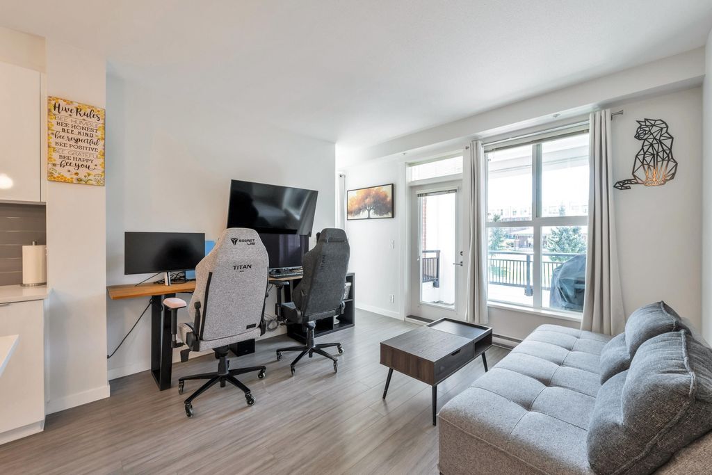 listing image 1100304126749153612