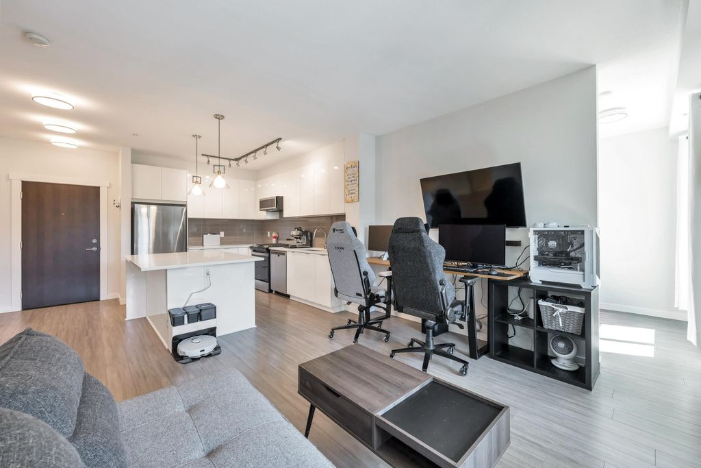 listing image 1103545925128522329