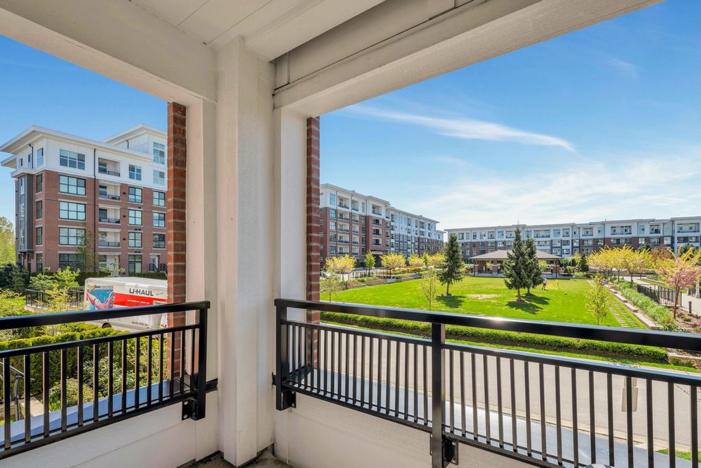 listing image 1106513606050946375