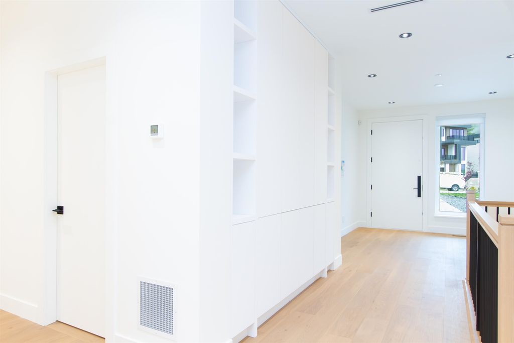 listing image 1103259543498816088