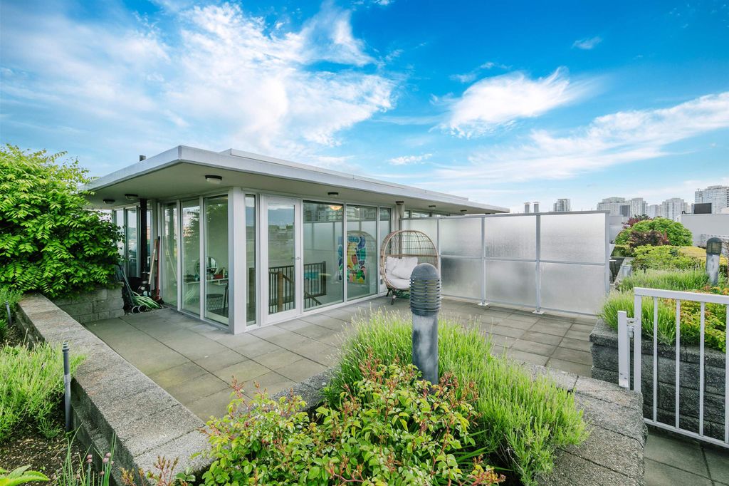 listing image 1108149853644487463
