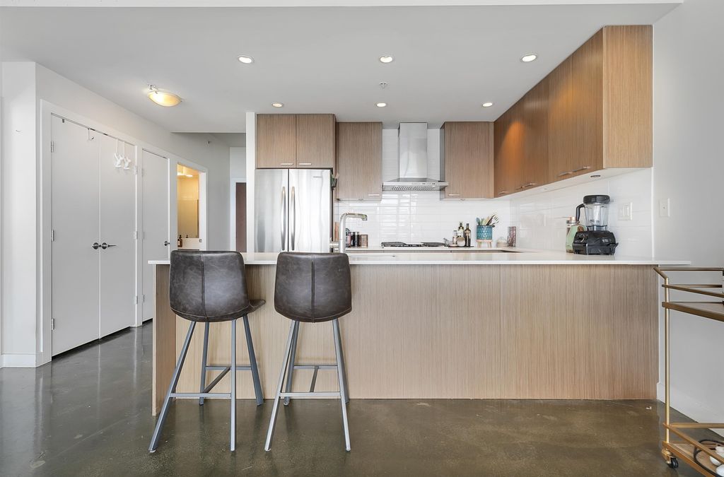 listing image 1100249827441339895