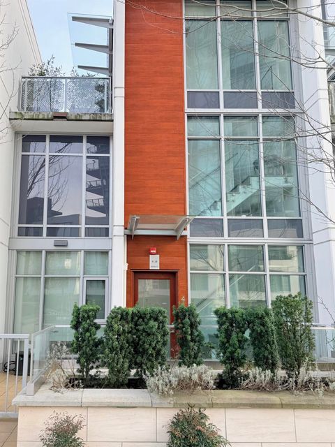 4118 Halifax Street Burnaby BC V5C 0L2