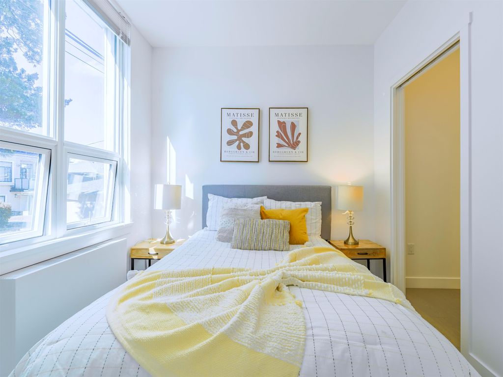 listing image 1105864893724743281