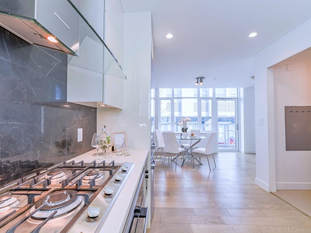 listing image 1102817221043467509